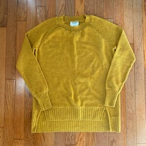 mustard yellow Old Navy sweater
